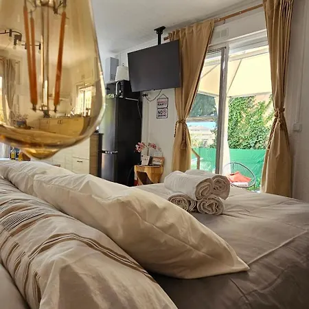 Tinyhousebeach